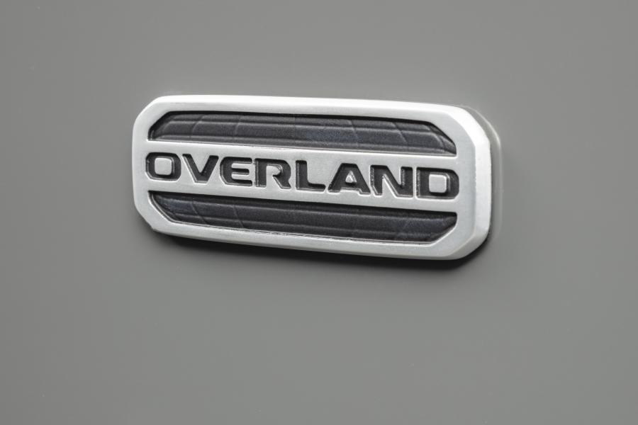 Логотип Jeep Wrangler Unlimited Overland (JL) 2019 года  (LA) (фото 28 из 36)